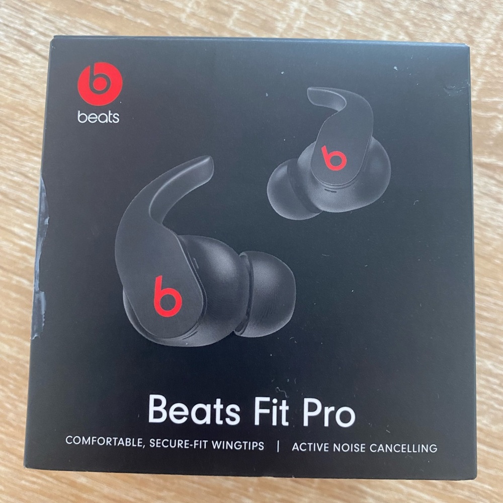 Beats fit pro
